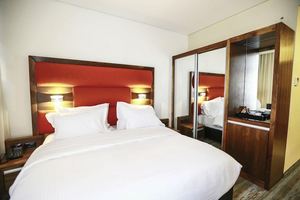 Garden Hotel Boutique & Events 하이파 외부 사진