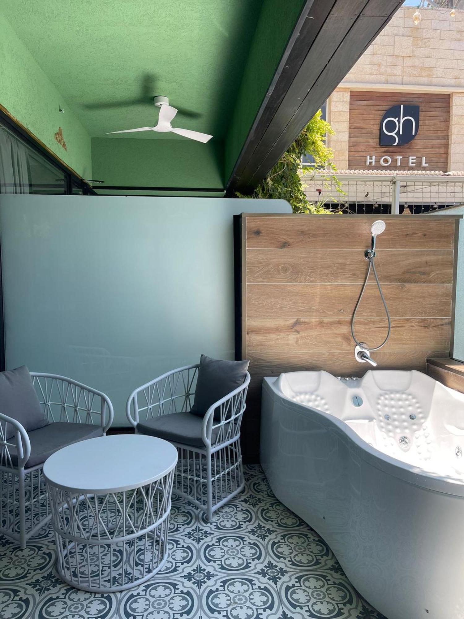 Garden Hotel Boutique & Events 하이파 외부 사진